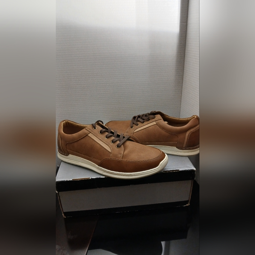 J.Ferrar Memory Foam Size 13M $35